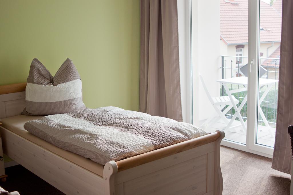 Cafe Hehrlich - Cafe, Pension & Mehr Bad Tennstedt Habitación foto